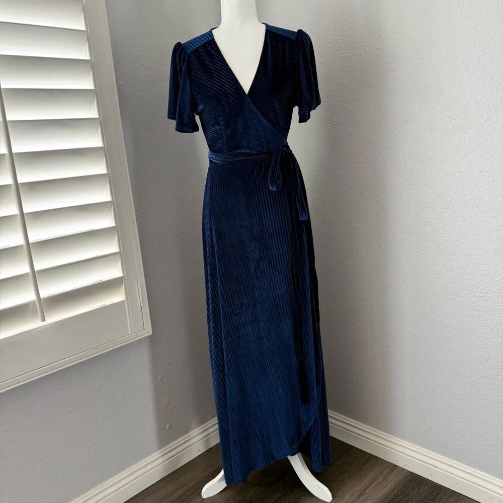 Baltic Born‎ Navy Velvet Maxi Dress Medium Wedding Party Holiday Formal